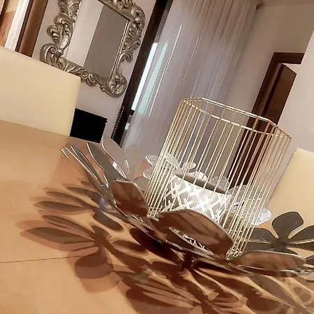 Il Sole Apartment *