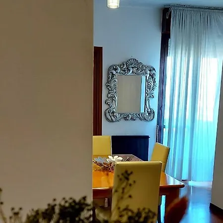 Il Sole Apartment *